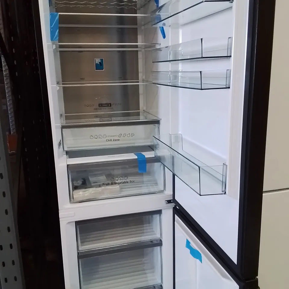 HISENSE RB470N4SFCUK 60CM WIDE, TOTAL NO FROST, C RATING, FREESTANDING FRIDGE FREEZER - BLACK