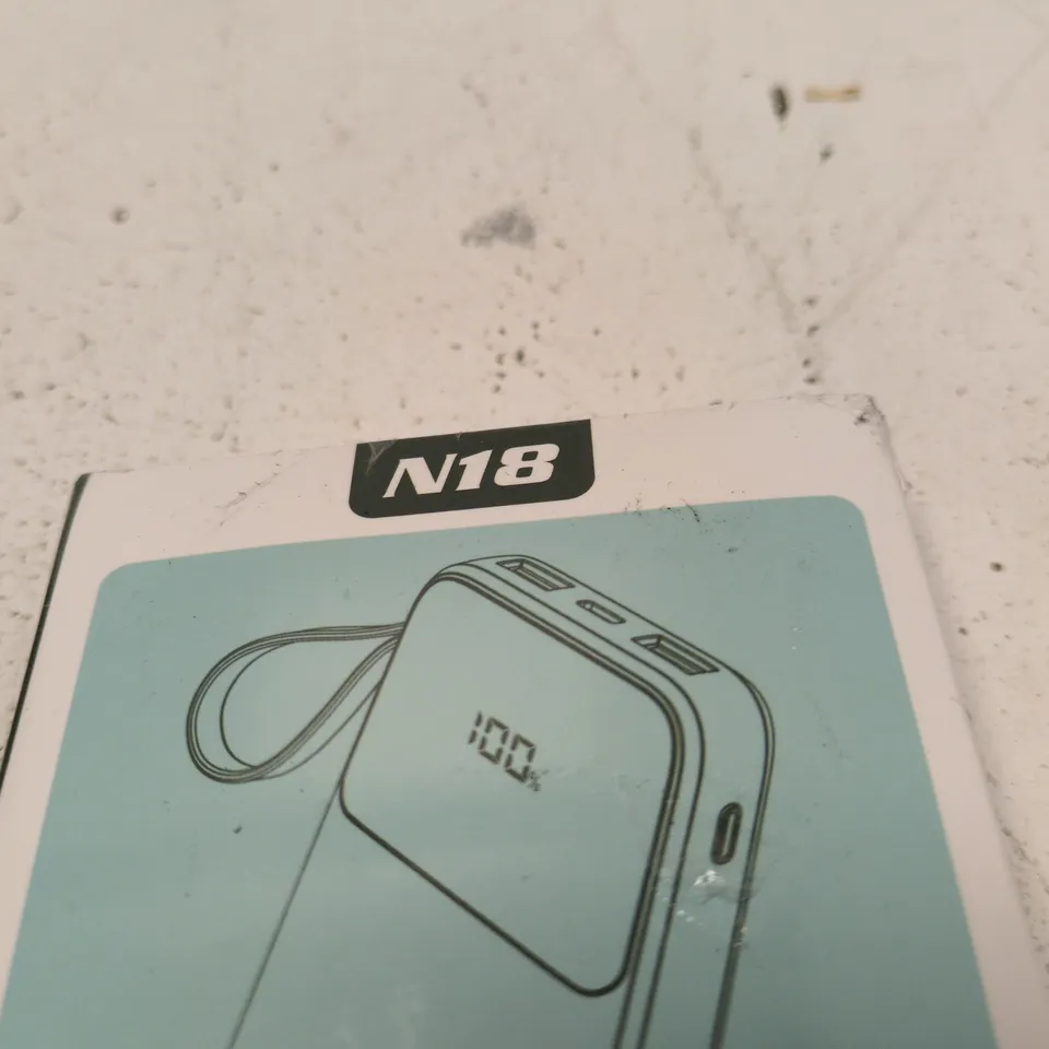N18 PORTABLE CHARGER WITH BUILT-IN CABLE (AIRLINE APPROVED)