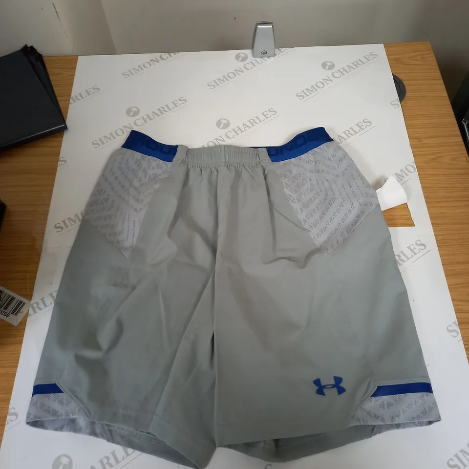 UNDER ARMOUR SHORTS SIZE S