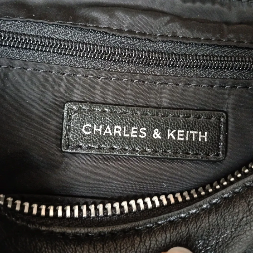 CHARLES & KEITH BLACK LEATHER CROSSBODY HANDBAG