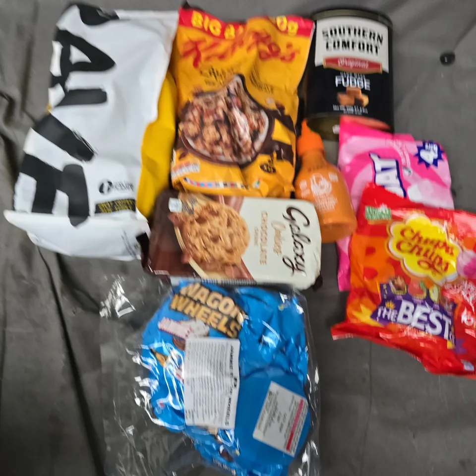 APPROXIMATELY 11 ASSORTED FOOD & DRINK ITEMS TO INCLUDE RAVE COFFEE, GALAXY COOKIES, KELLOGS CUNCHY NUT GRANOLA, ETC - COLLECTION ONLY