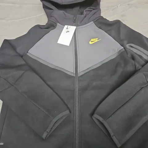 NIKE HOODED JACKET β KIDS - SIZE XL