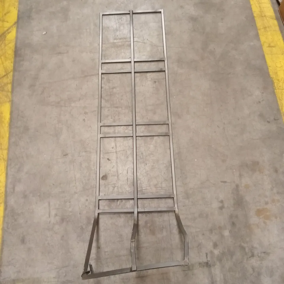 CHARLBURY WALL TRELLIS 30cm
