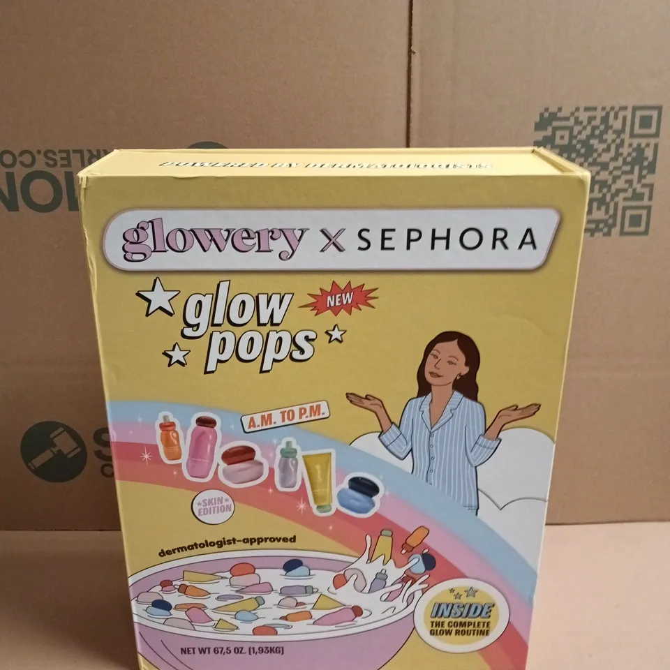 GLOWERY X BY SEPHORA GIFT BOX