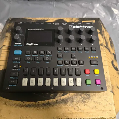 BOXED DIGITONE ELEKTRON