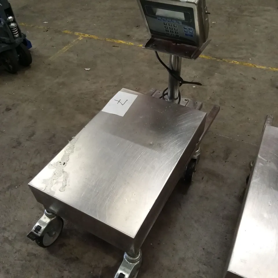 AVERY WEIGH TRONIX E1010