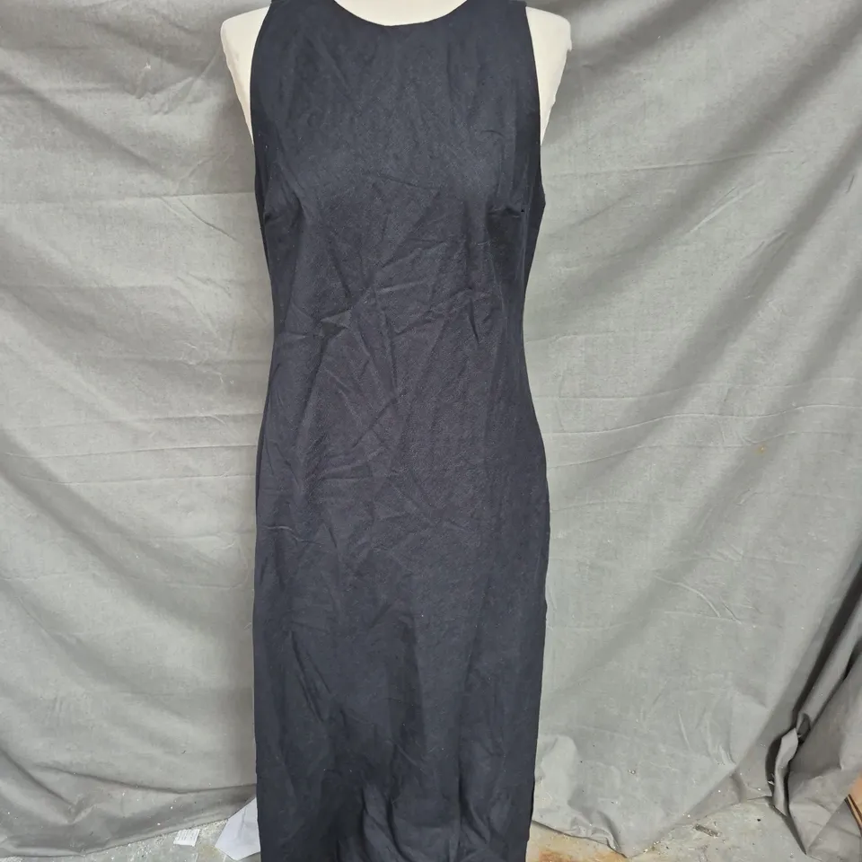 ABERCROMBIE & FITCH SLEEVELESS MAXI DRESS - BLACK - SIZE MEDIUM