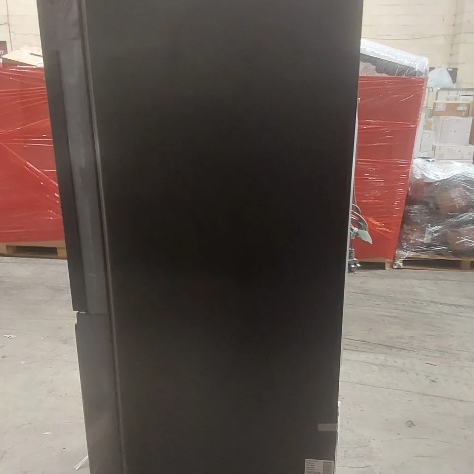 LG INSTAVIEW GSXE91EVAD AMERICAN-STYLE SMART FRIDGE FREEZER - BLACK STEEL