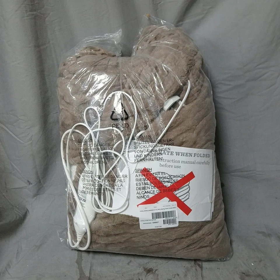 COZEE HOME LUXURY FAUX FUR HEATED THROW