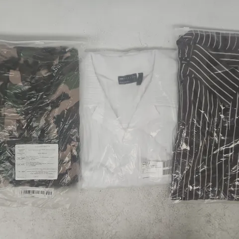 APPROXIMATELY 20 ASSORTED CLOTHING AND FASHION PRODUCTS IN VARIOUS STYLES AND SIZES - COLLECTION ONLY