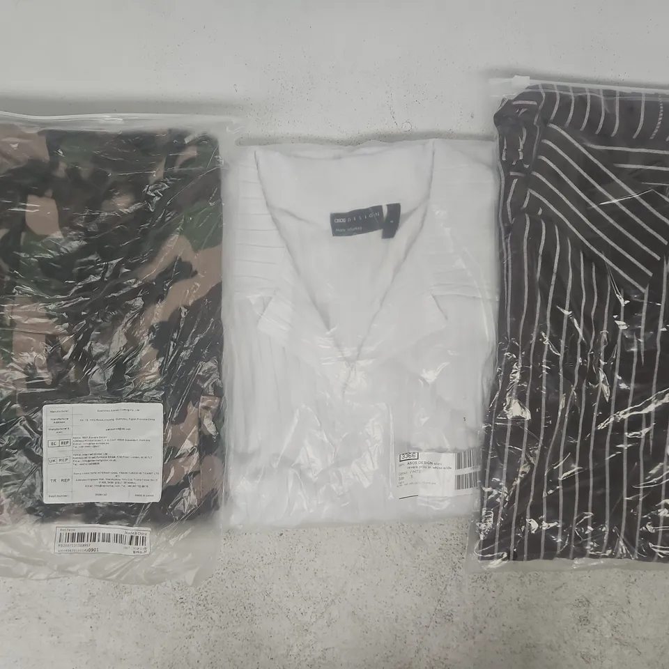 APPROXIMATELY 20 ASSORTED CLOTHING AND FASHION PRODUCTS IN VARIOUS STYLES AND SIZES - COLLECTION ONLY
