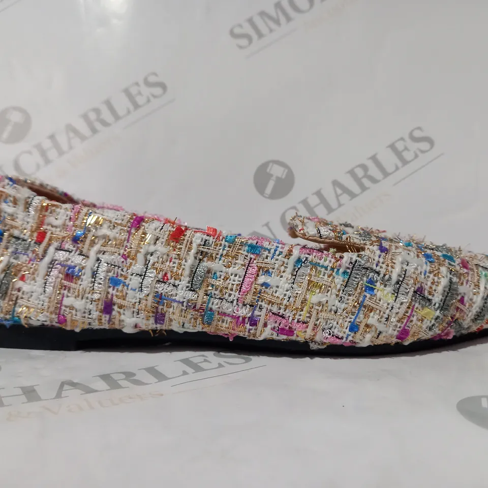 BOXED PAIR OF DESIGNER SLIP-ON SHOES IN MULTICOLOUR EU SIZE 41