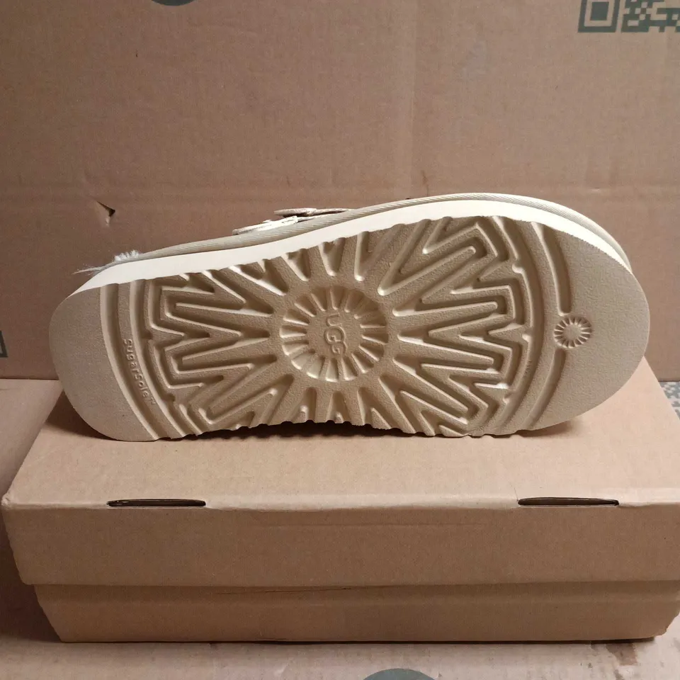 BOXED PAIR OF UGG WOMEN'S SLIPPERS – LIGHT BEIGE SUEDE WITH SHEARLING LINING - UK 7