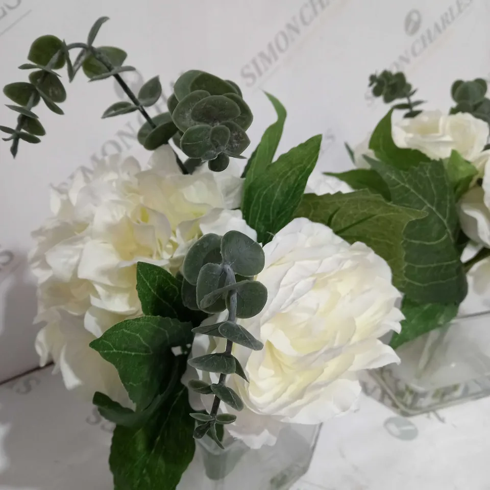 JULIAN MACDONALD FAKE WHITE PLANTS 