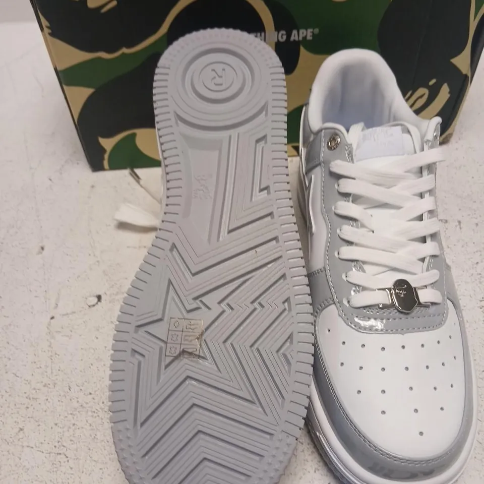 A BATHING APE STA SNEAKERS – GREY/WHITE (UK 9, US 9.5)