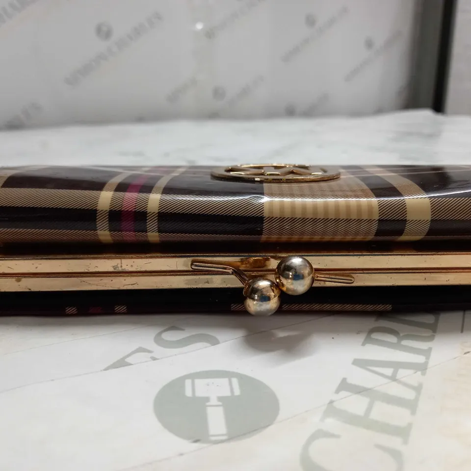 MICHAEL KORS CLASP PURSE