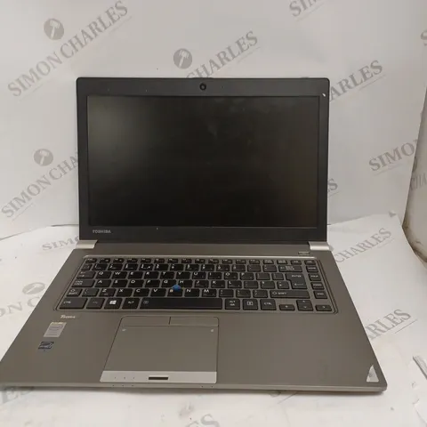 TOSHIBA TECRA SERIES LAPTOP