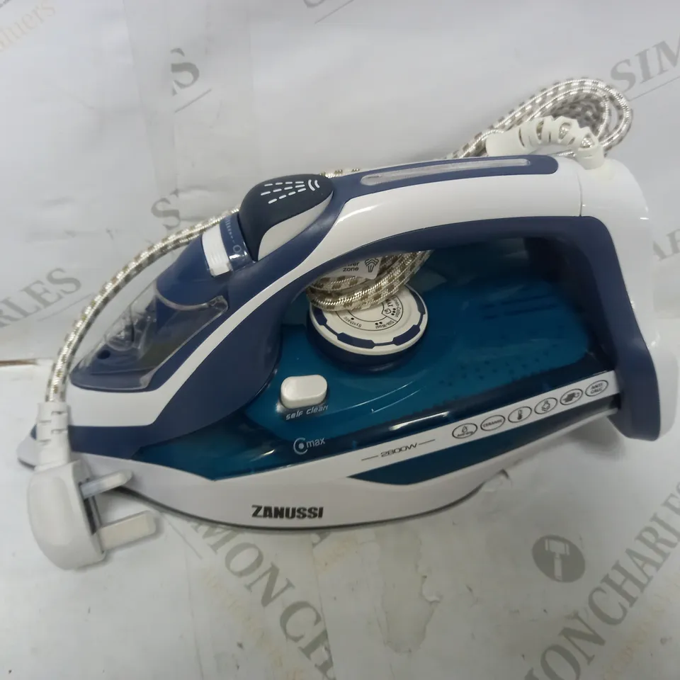 ZANUSSI ZSI-9270-BL IRON DRY & STEAM IRON, BLUE & WHITE