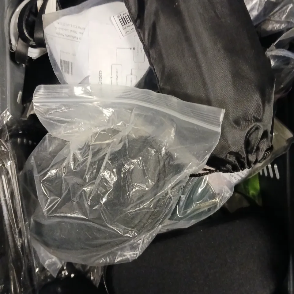 APPROXIMATELY 20 ASSORTED GLASSES/SUNGLASSES IN VARIOUS DESIGNS 