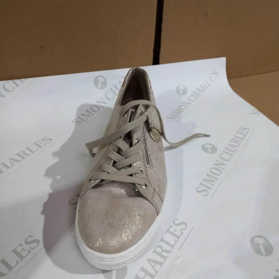 PAIR OF RIEKER GOLD SHIMMER PUMPS/TRAINERS - SIZE 8