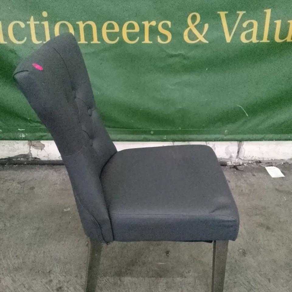 SET OF 2 NEW BEWLEY GREY LEATHER BUTTON BACK DINING CHAIR WITH OAK LEGS