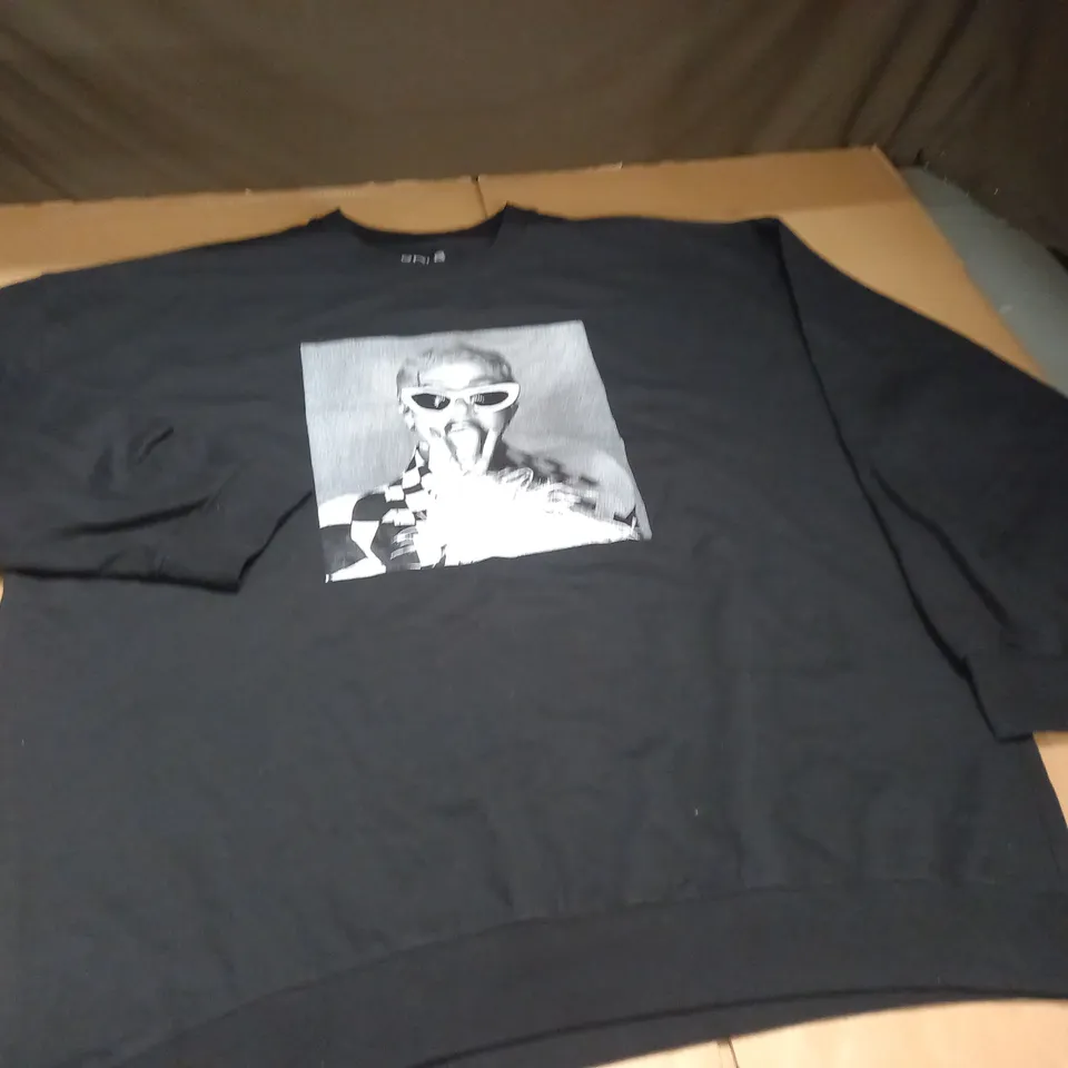 CARDI B BLACK CREW JUMPER - XL