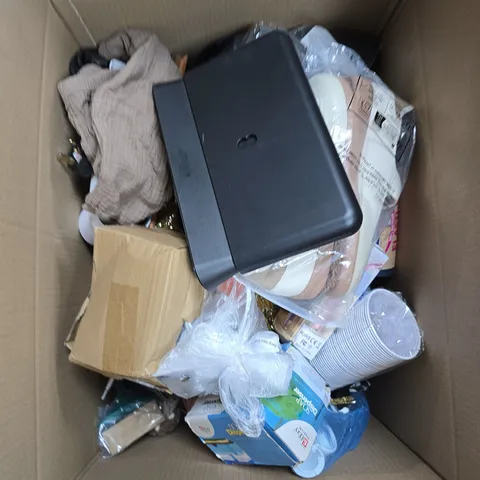 LARGE BOX OF APPROX 20 ASSORTED HOUSEHOLD ITEMS
