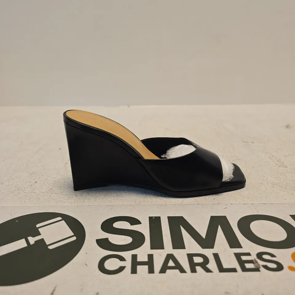 H&M WOMEN’S BLACK LEATHER WEDGE SANDALS – EU 37 (UK 4.5) 