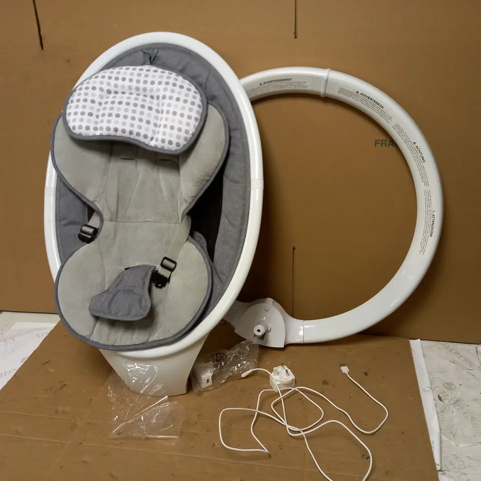 MUNCHKIN BLUETOOTH ENABLED LIGHTWEIGHT BABY SWING