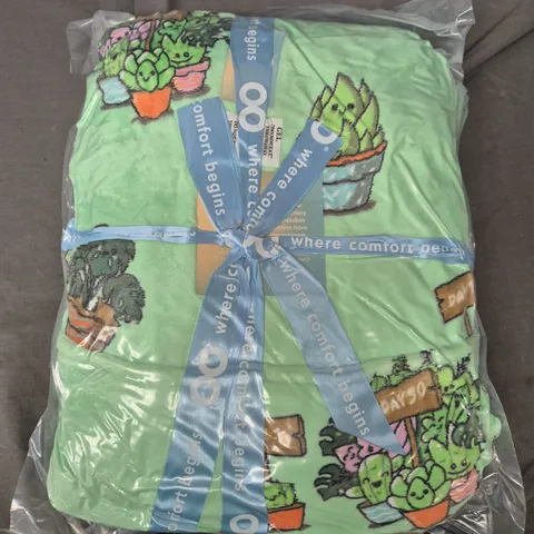 SEALED OODIE ADULT OVERSIZED HOODED BLANKET - PLANT GREEN