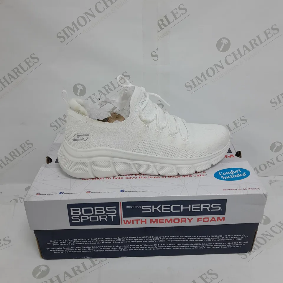 BOBS SPORT BY SKETCHERS WHITE TRAINERS SIZE 5 
