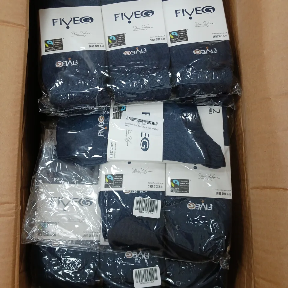 APPROXIMATELY 30 PACKS OF FIVE G CLASSIC SUIT SOCKS IN NAVY SIZE 6-11