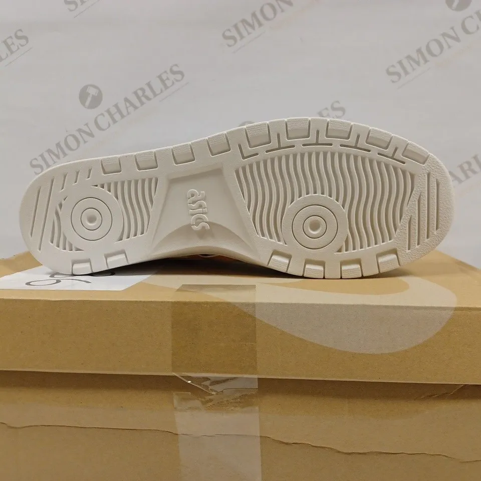 ASICS JAPAN S IN WHITE / LAKE DRIVE - 10 1/2