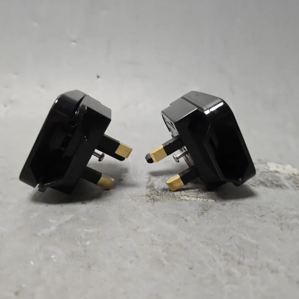 BOXOF APPROIXMATELY 200 EU TO UK PLUG ADAPTERS 