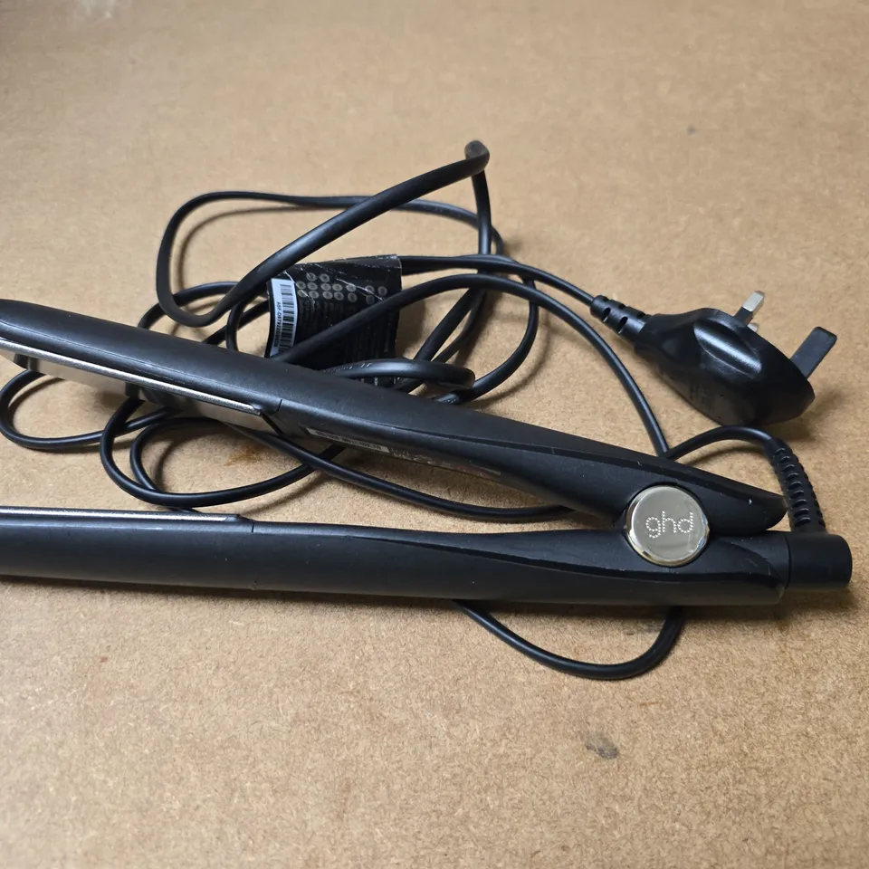 GHD HAIR STRAIGHTENERS – BLACK
