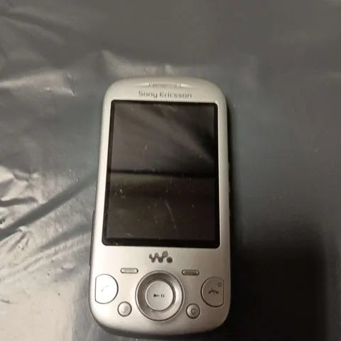 SONY ERICSSON MOBILE PHONE – SILVER 
