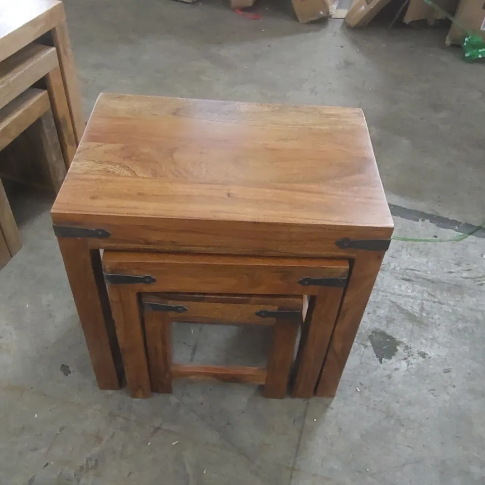 DESIGNER NEST OF TABLES