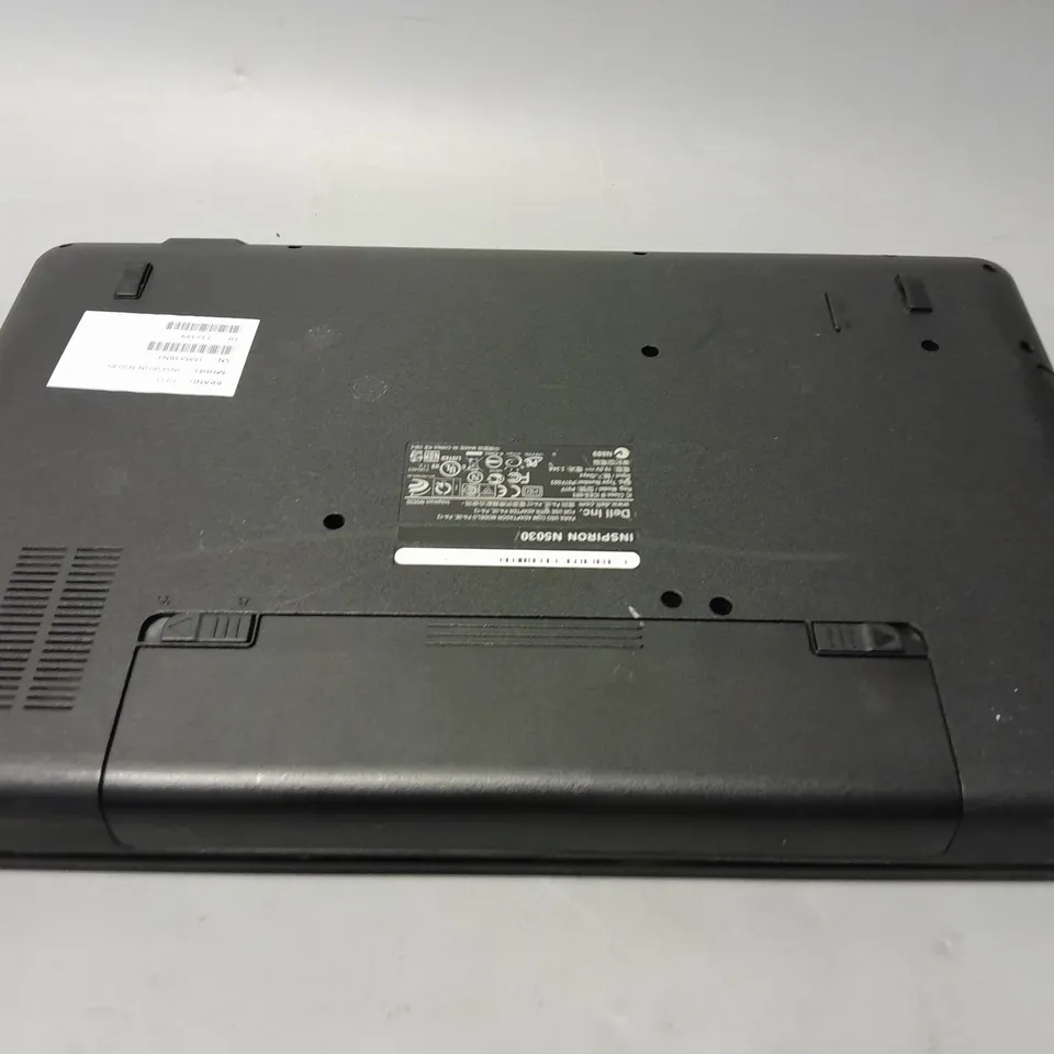DELL INSPIRON N5030 15 INCH PENTIUM DUAL CORE T4500 2.30GHZ