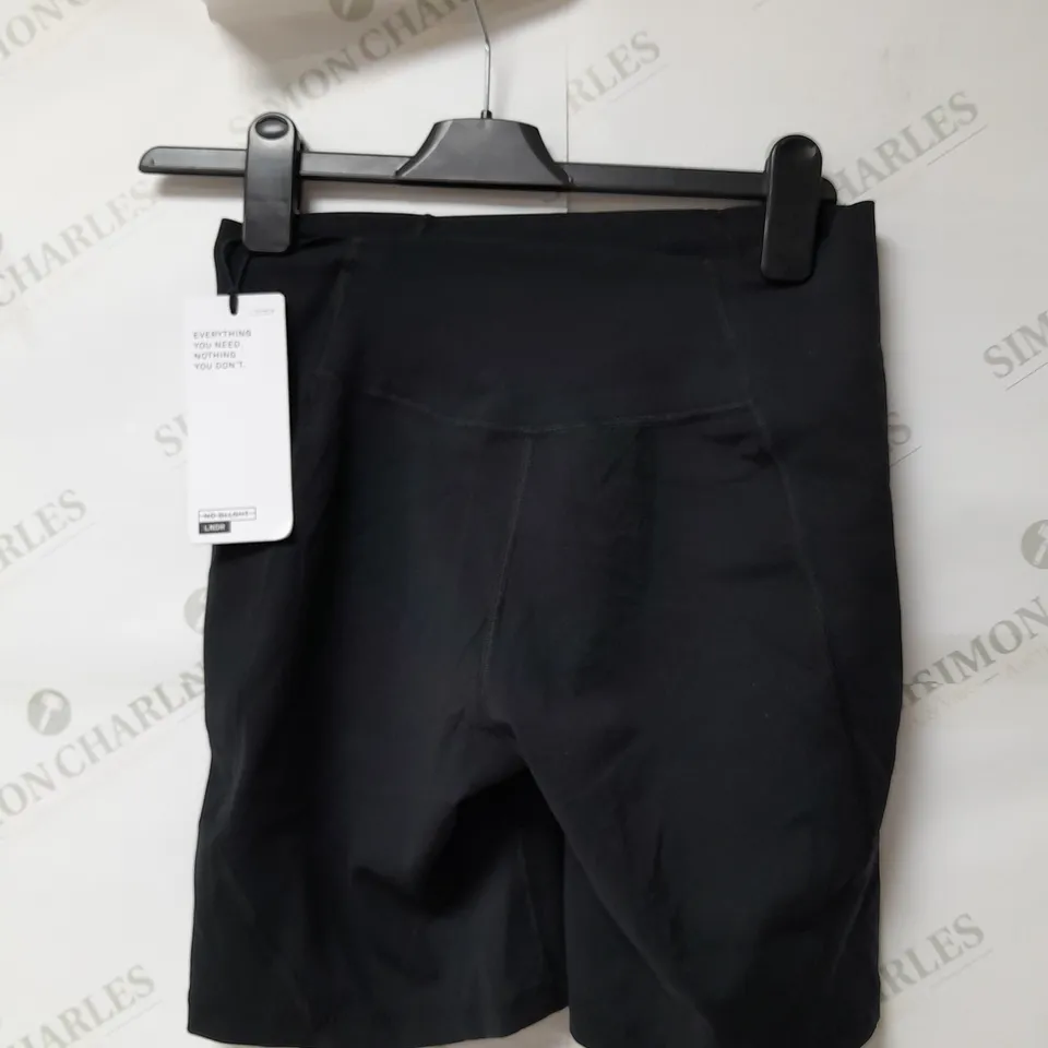 LNDR BETTER THAN NAKED 4" INSEAM SHORTS IN BLACK SIZE M