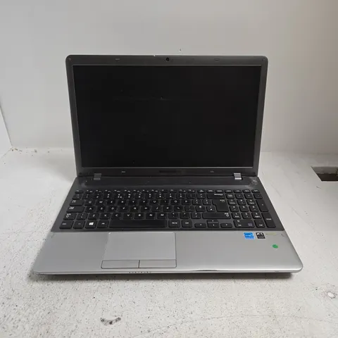 SAMSUNG NP350V5C NOTEBOOK LAPTOP