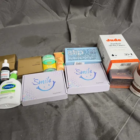 APPROXIMATELY 12 ASSORTED HEALTH & BEAUTY PRODUCTS TO INCLUDE COCO BUTTER CREAM, HOURGLASS AMBIENT, AND JUDE LINERS ETC.