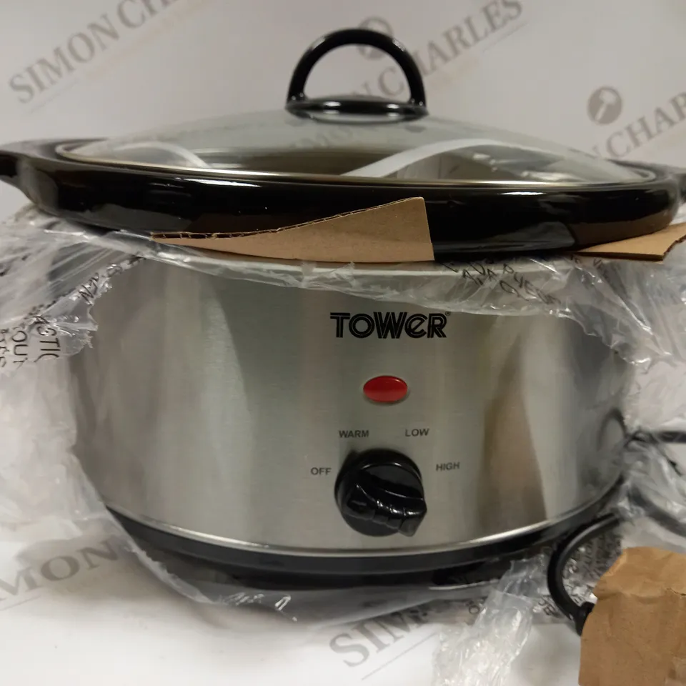 BOXED TOWER FAMILY SLOW COOKER 