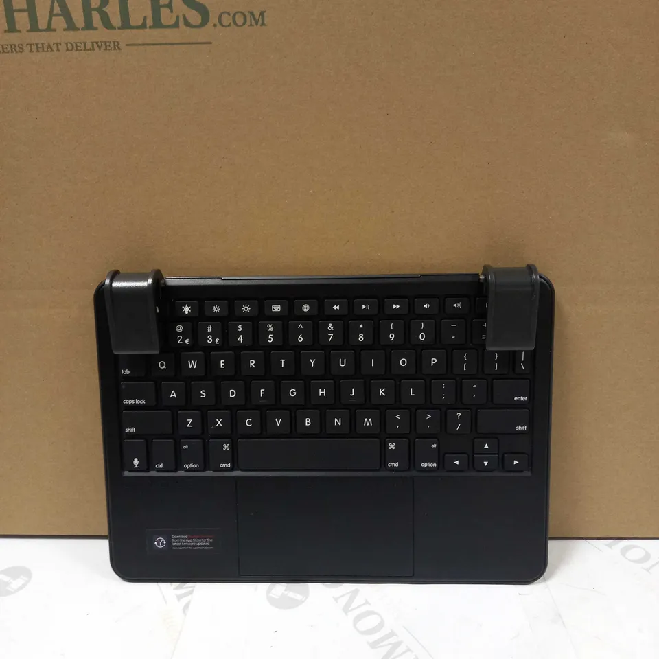 BRYDGE KEYBOARD CASE
