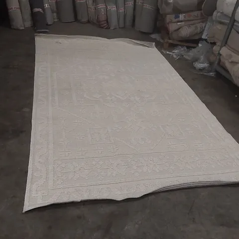 QUALITY DESIGNER RUG - APPROXIMATELY 315 x 194cm