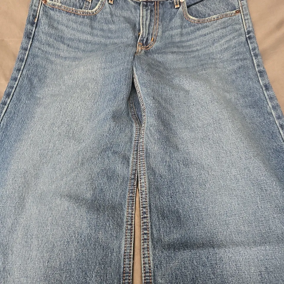 LEVI'S LOW LOOSE JEANS IN BLUE SIZE 29X30