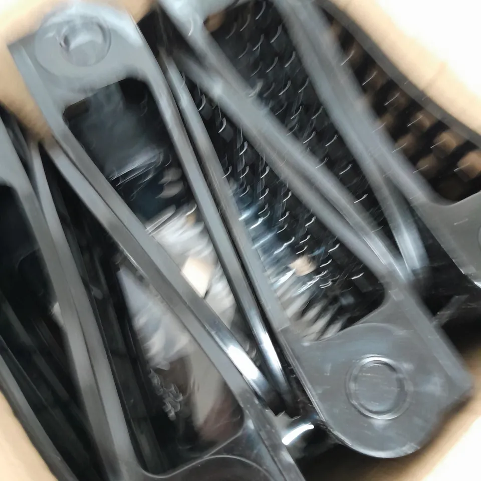 BOX OF HIGHBOY ADJUSTABLE FOLDING SHOES SLOT