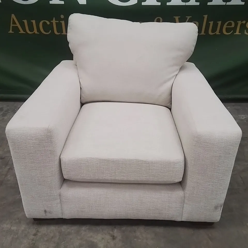 QUALITY DESIGNER EX SHOWROOM FABRIC UPHOLSTERED ARMCHAIR - NATURAL 