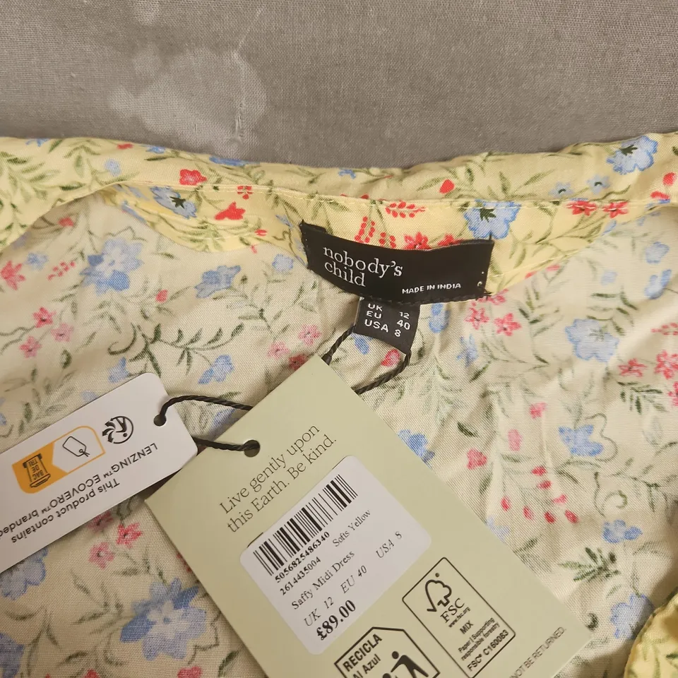 NOBODY'S CHILD FLORAL PRINT DRESS – UK 12 (EU 40, USA 6) SOFT YELLOW