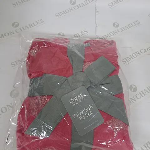 BAGGED COZEE HOME VELVET SOFT PJ SET SIZE UNSPECIFIED