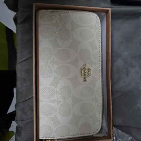 Coach Zip Wallet – Signature Monogram, Beige/White (New York)